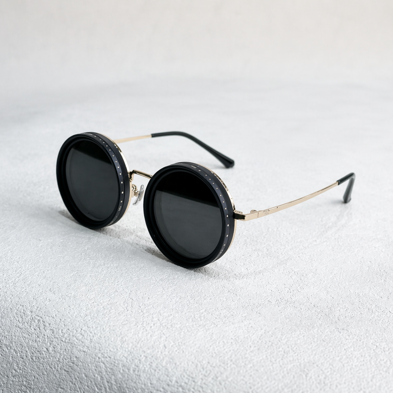 Adjustable Filters: The Last Pair of Sunglasses You’ll Ever Need ☀️☁️
