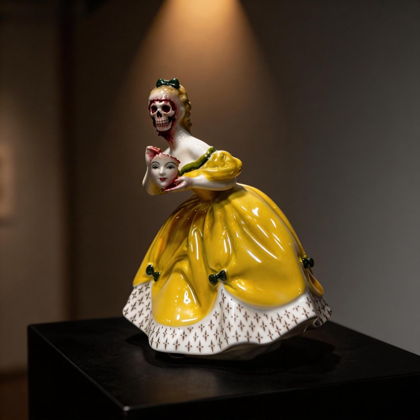 🏺✨Broken Ladies Ceramic Art Figure – Handcrafted Mixed Media Sculpture